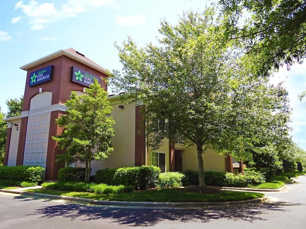 Extended Stay America Select Suites - Durham - University - Ivy Creek Blvd Exterior foto