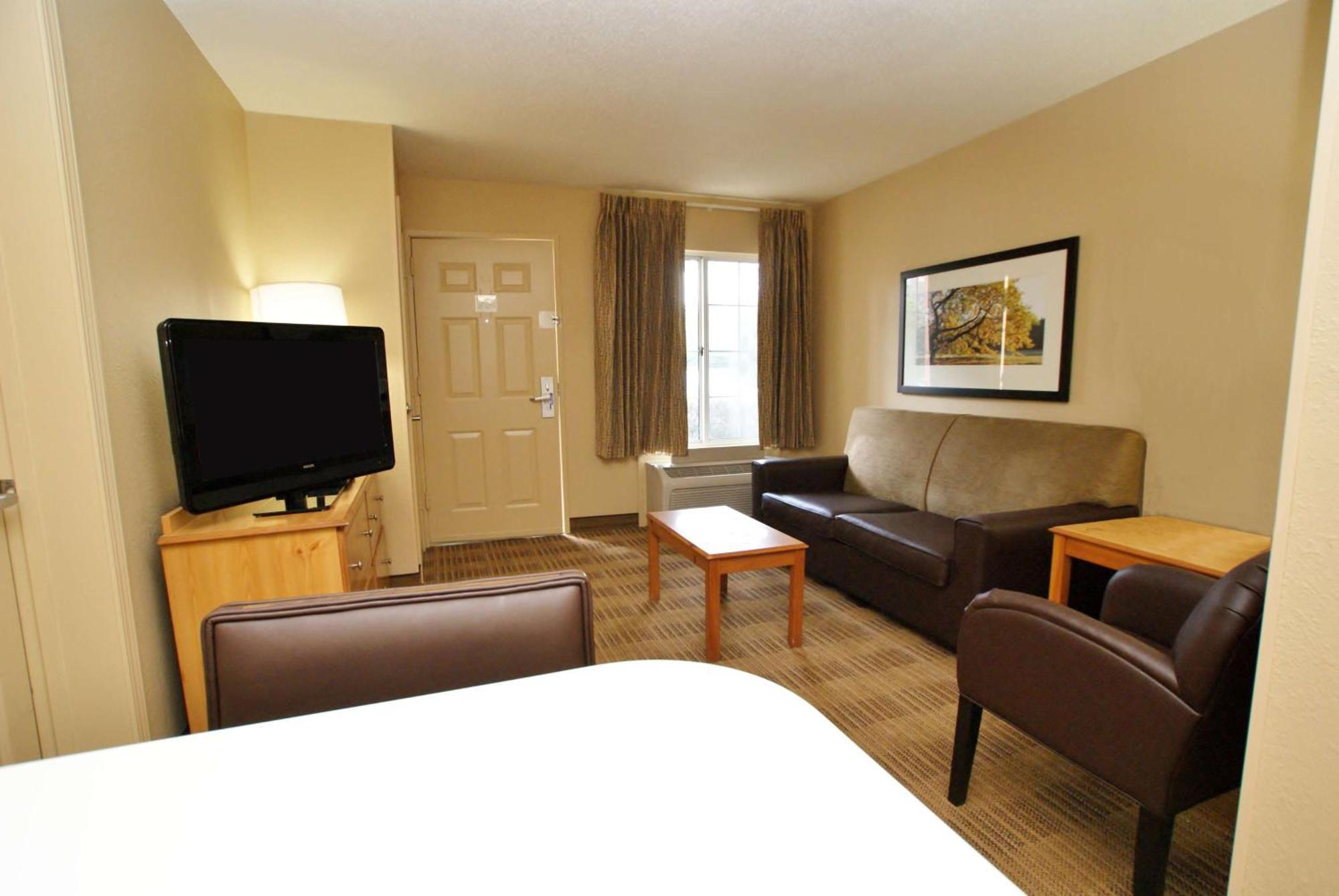 Extended Stay America Select Suites - Durham - University - Ivy Creek Blvd Exterior foto