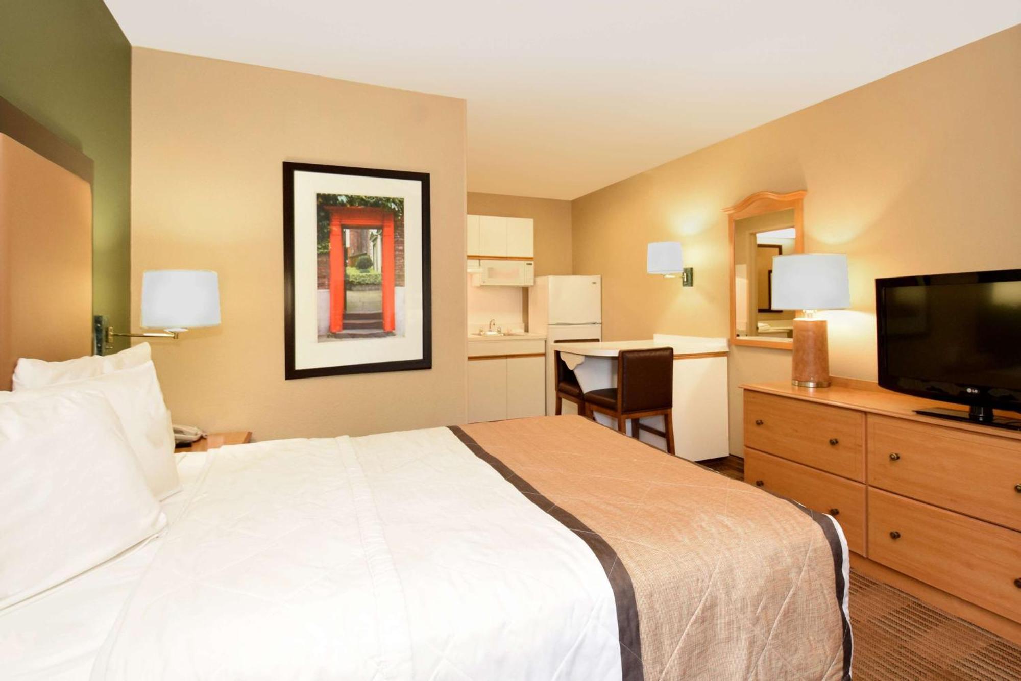 Extended Stay America Select Suites - Durham - University - Ivy Creek Blvd Exterior foto